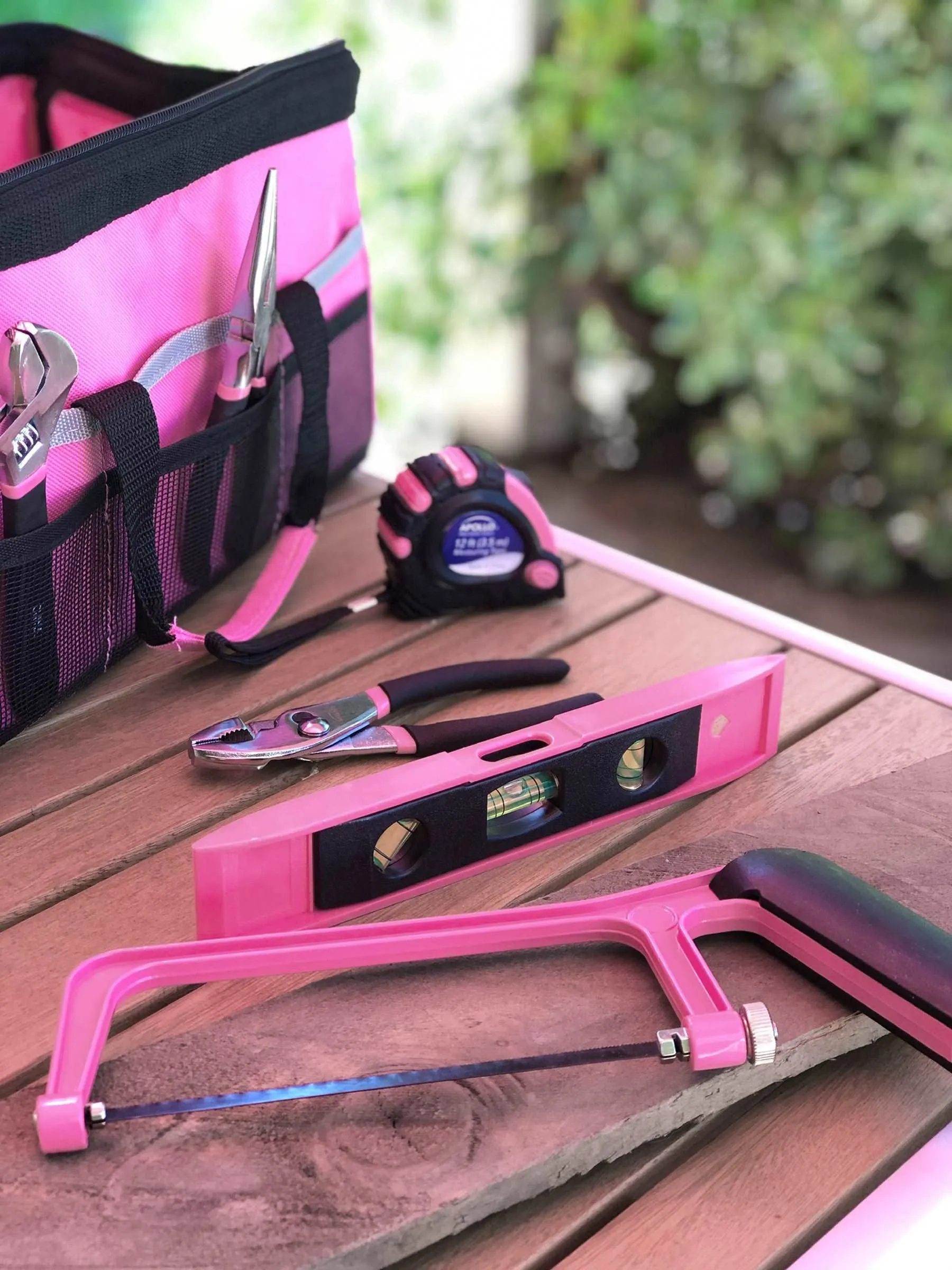 201 Piece Household Tool Kit in a Soft-Sided Tool Bag Pink - DT0020P