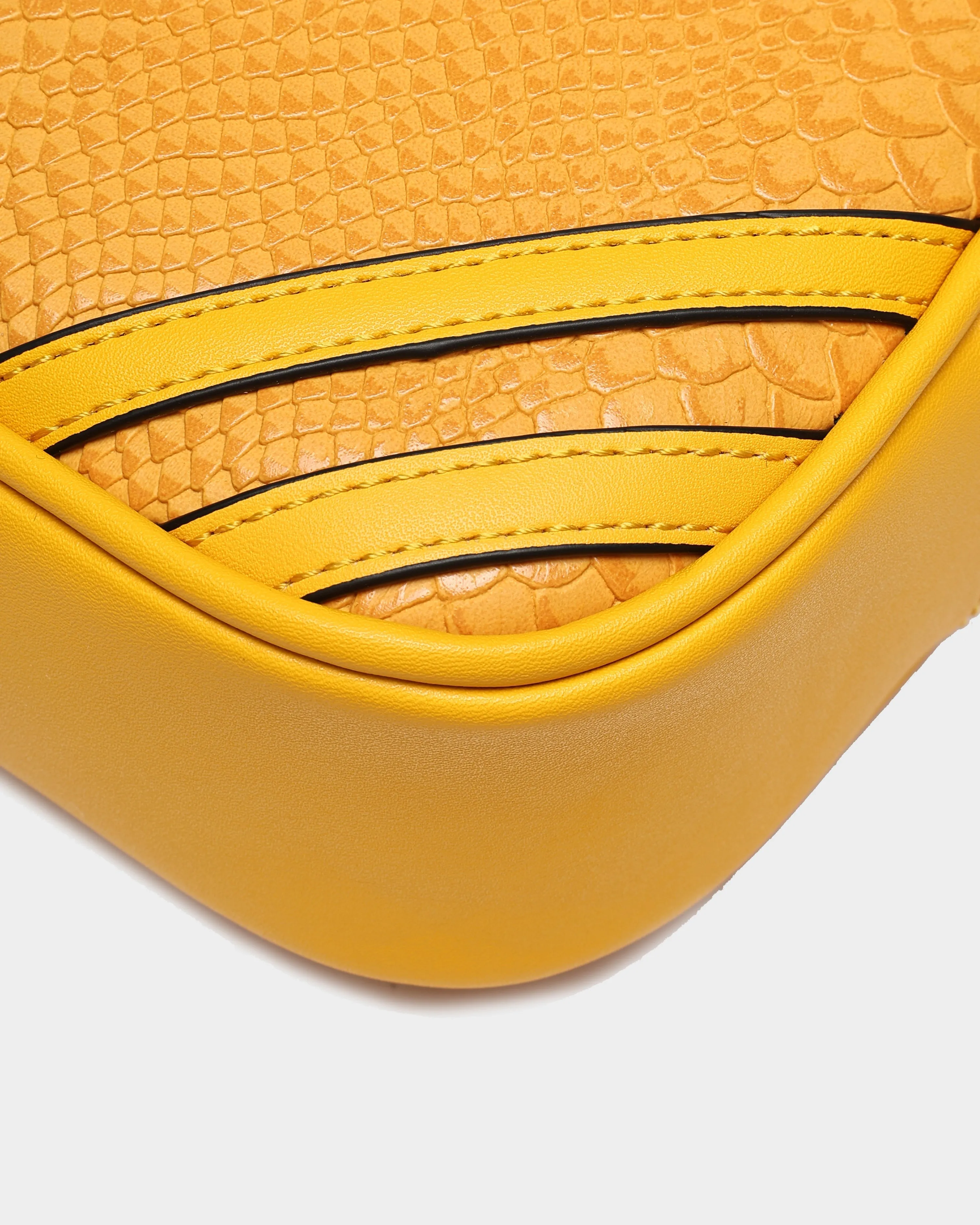 Apollo 1 Toiletry Bag in Mustard