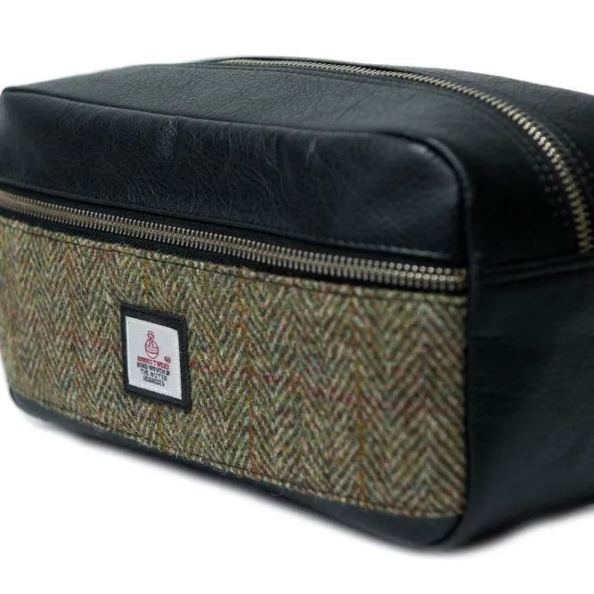 Bronte Moon | Yorkshire Harris Tweed | Dopp Kit Toiletry Bag