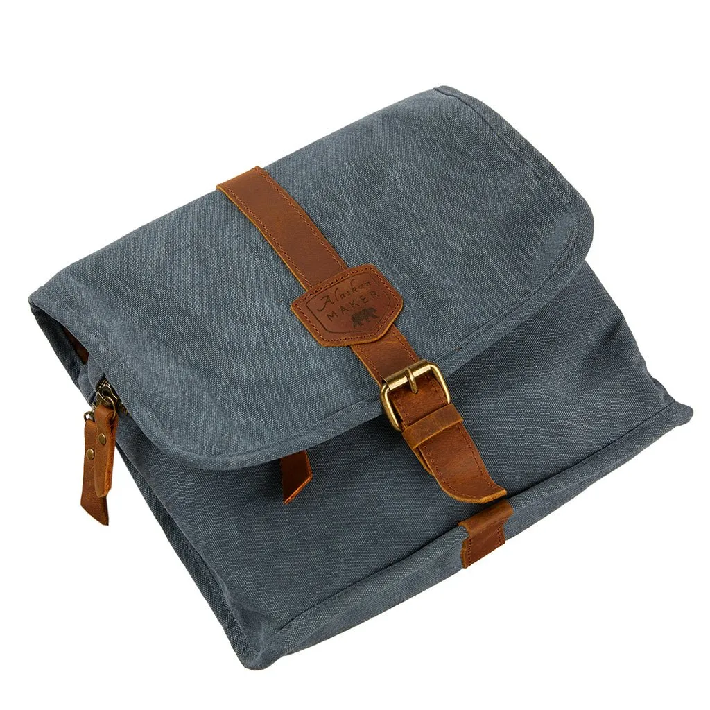 Canvas Hanging Wash Bag. Great For Home & Travel