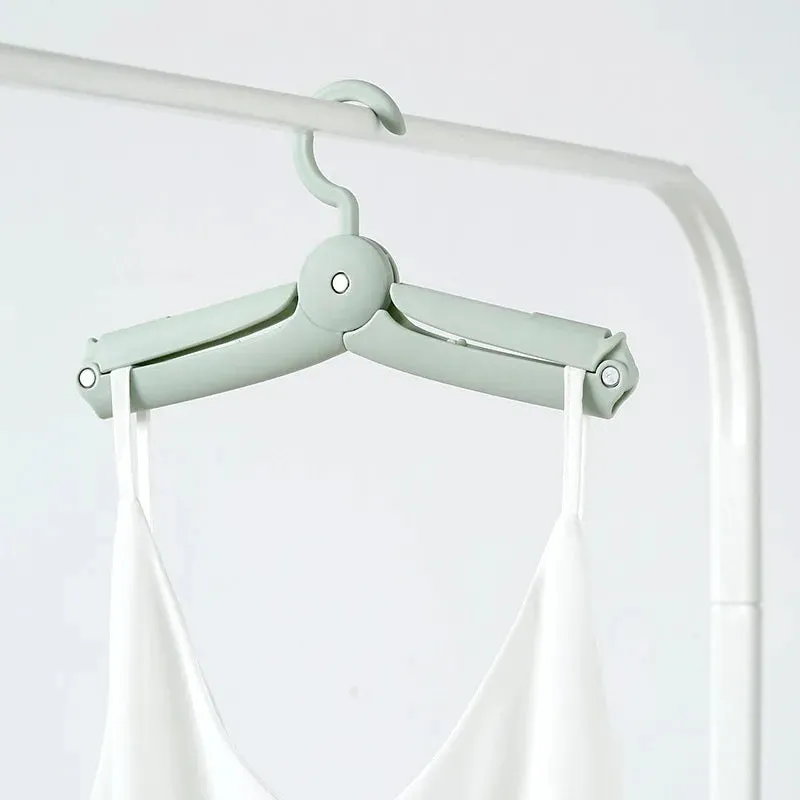 Clothes Hanger - (S190)