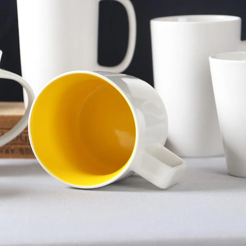 Creative Ceramic Mug With Lid