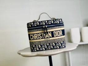 Designer Handbags DR 130