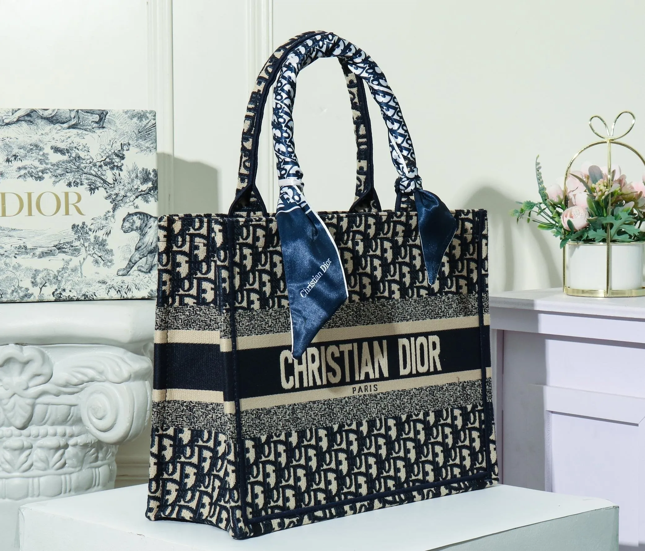 Designer Handbags DR 142