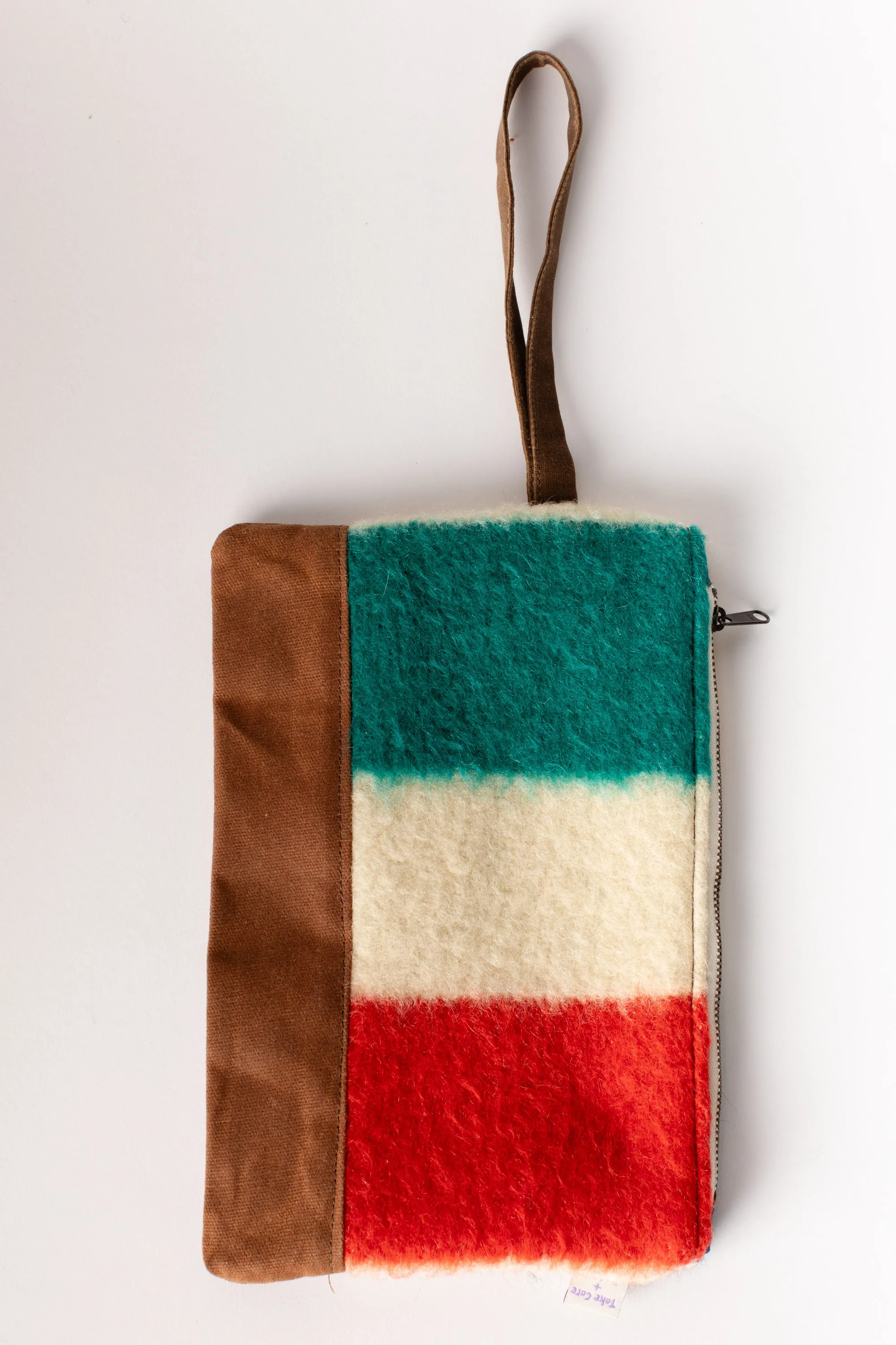 Hudson Bay Clutch Version A