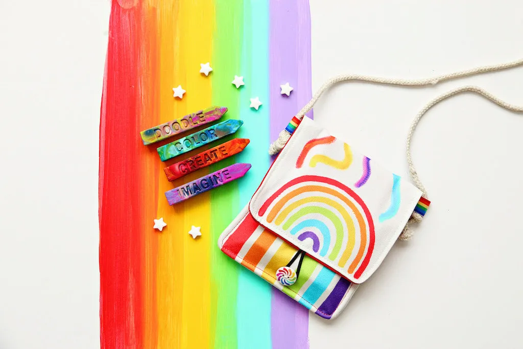 Rainbow Crayon Purse | "Such a cute rainbow bag for my little girl!"