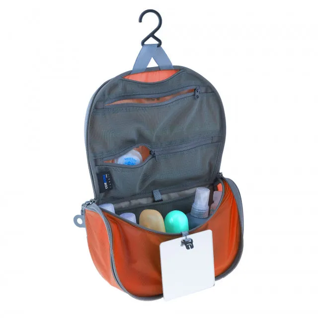 Sea to Summit Travelling Light Hanging Toiletry Bag