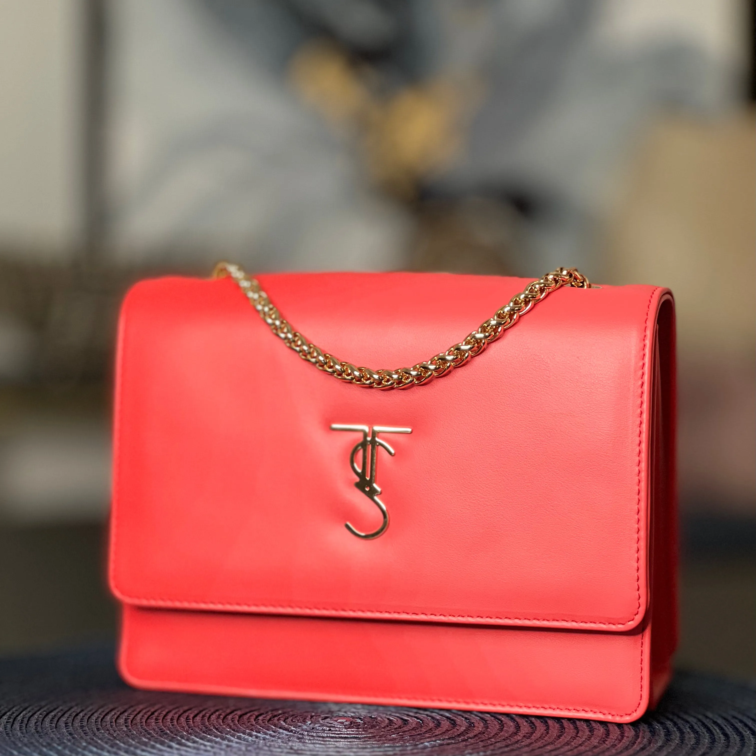 The Auburn Crossbody Bag -Coral