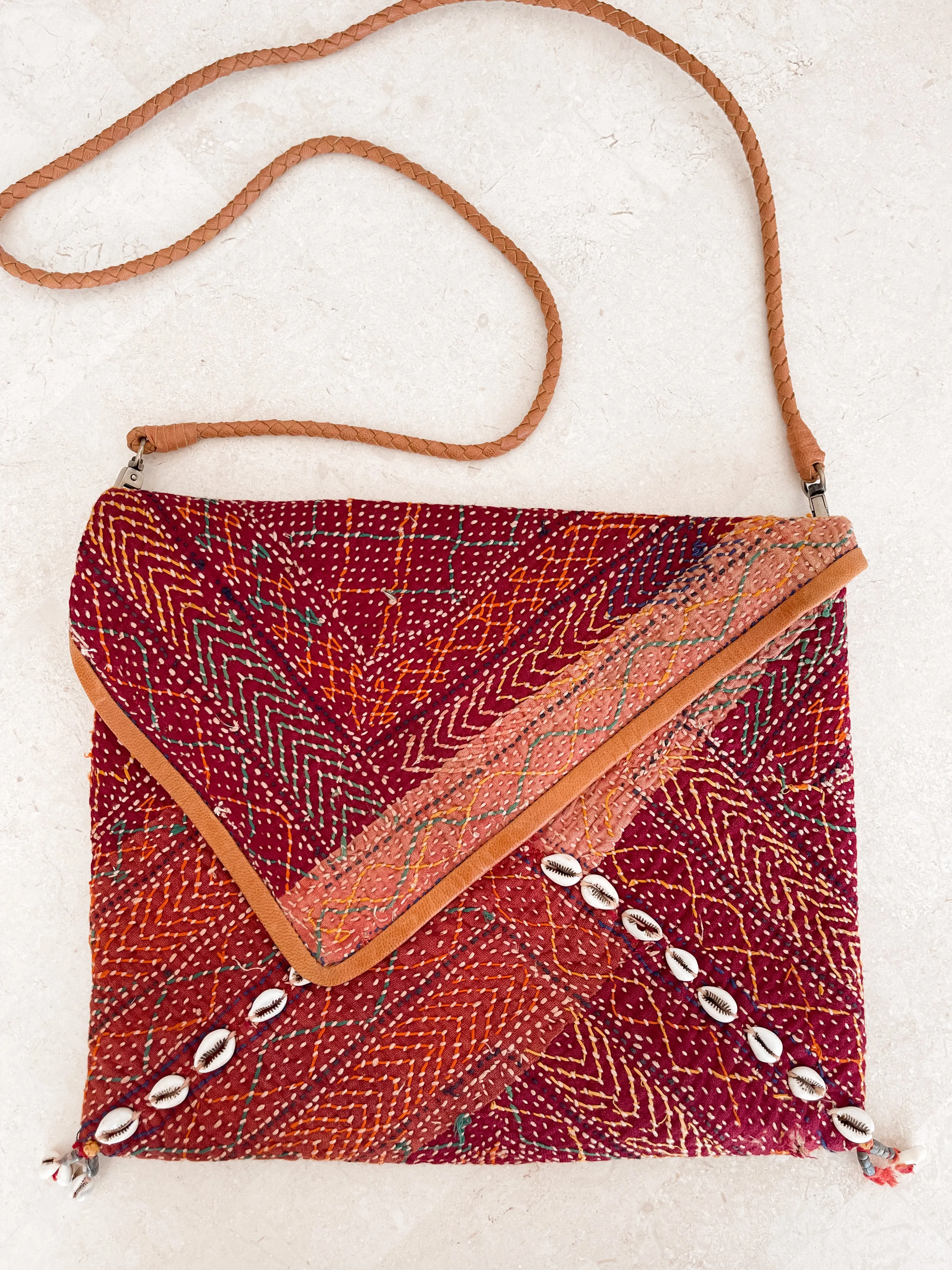 Vintage Embroidered Bag No31