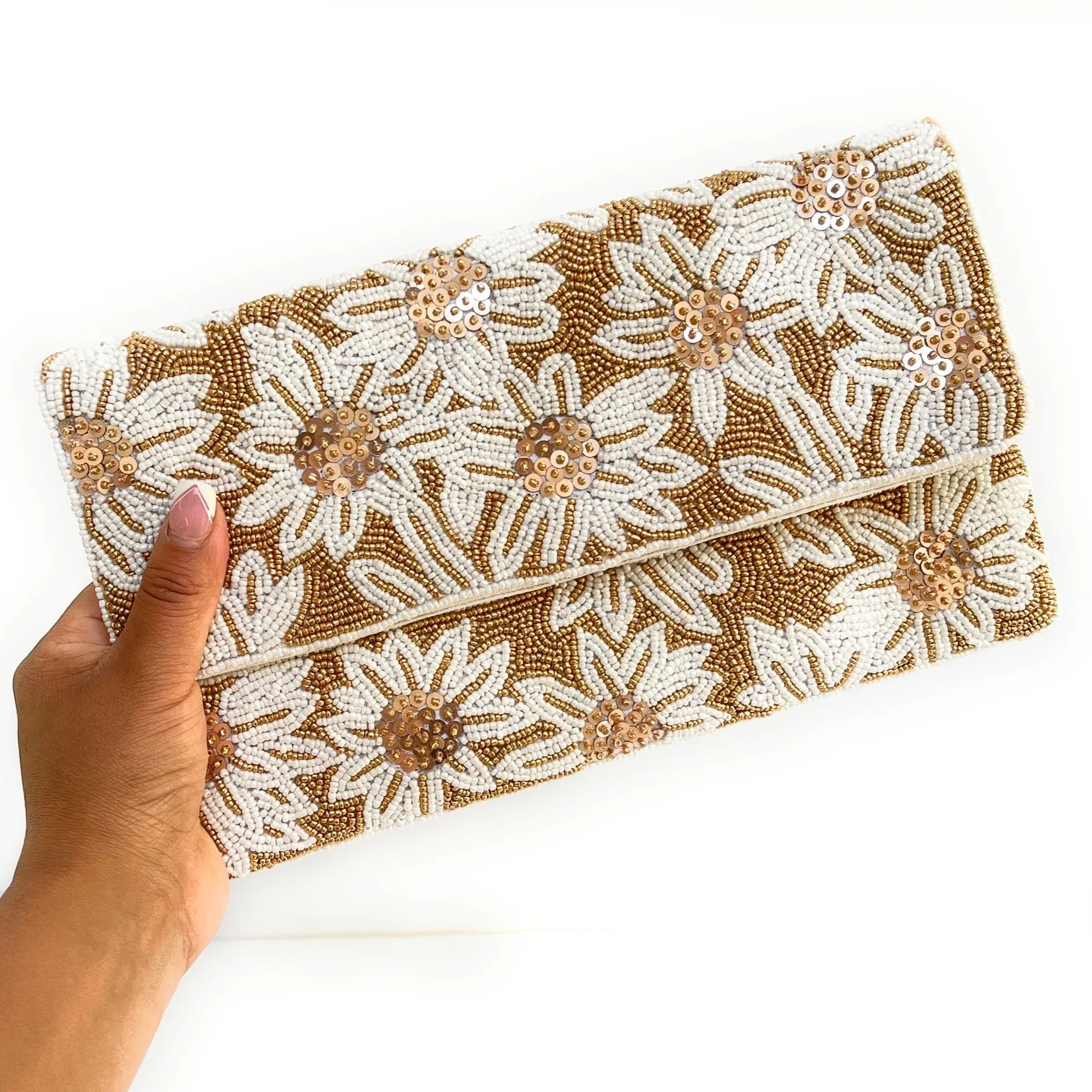 White Flowers Beaded Clutch Purse